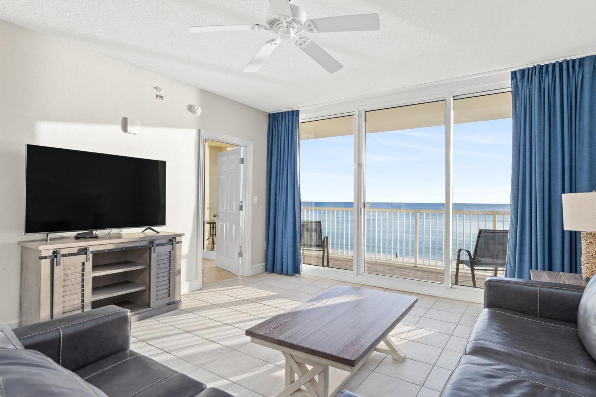 Official Majestic Beach Resort - Over 60 Units - All Ocean Front, Panama City Beach, Fl 部屋 写真