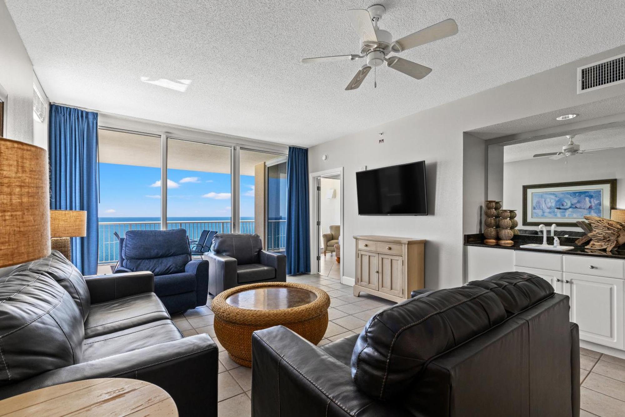 Official Majestic Beach Resort - Over 60 Units - All Ocean Front, Panama City Beach, Fl 部屋 写真